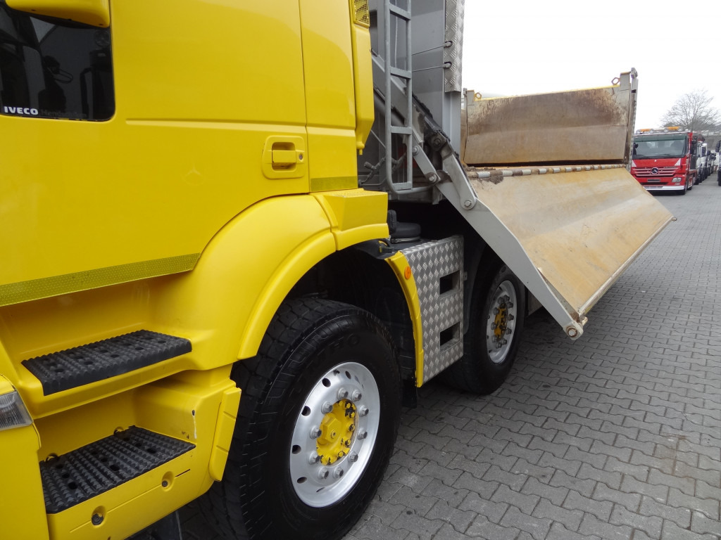Iveco Trakker 450 8X4 Meiller - قلابات: صور 3 Iveco Trakker 450 8X4 Meiller - قلابات: صور 3