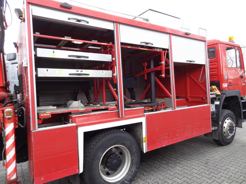 MAN F90 16.242 4X4 / Feuerwehr - المطافئ: صور 2 MAN F90 16.242 4X4 / Feuerwehr - المطافئ: صور 2