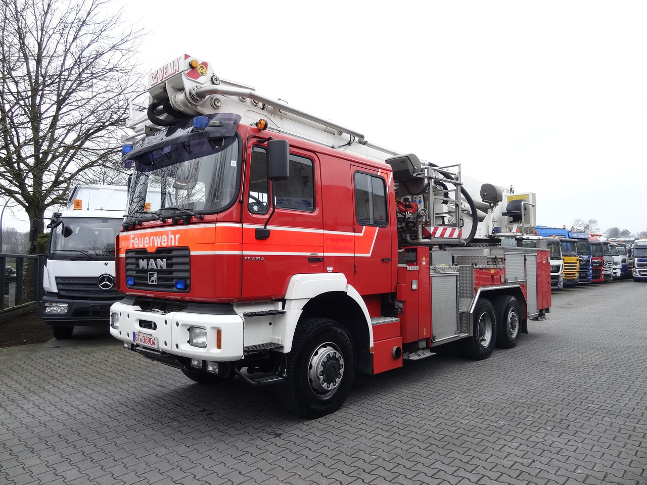 MAN FE 410 6X6 Feuerwehr Vema Lift 32 Meter - مصاعد الازدهار محمولة على شاحنة: صور 1 MAN FE 410 6X6 Feuerwehr Vema Lift 32 Meter - مصاعد الازدهار محمولة على شاحنة: صور 1