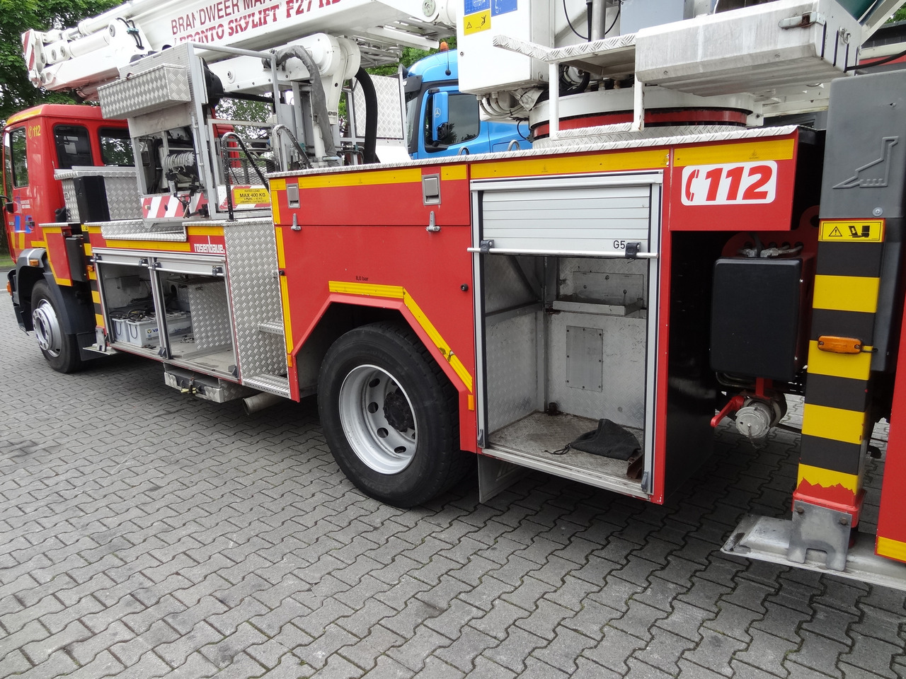 MAN L2000 18.284 Feuerwehr Bronto Skylift 27 Meter - مصاعد الازدهار محمولة على شاحنة: صور 4 MAN L2000 18.284 Feuerwehr Bronto Skylift 27 Meter - مصاعد الازدهار محمولة على شاحنة: صور 4