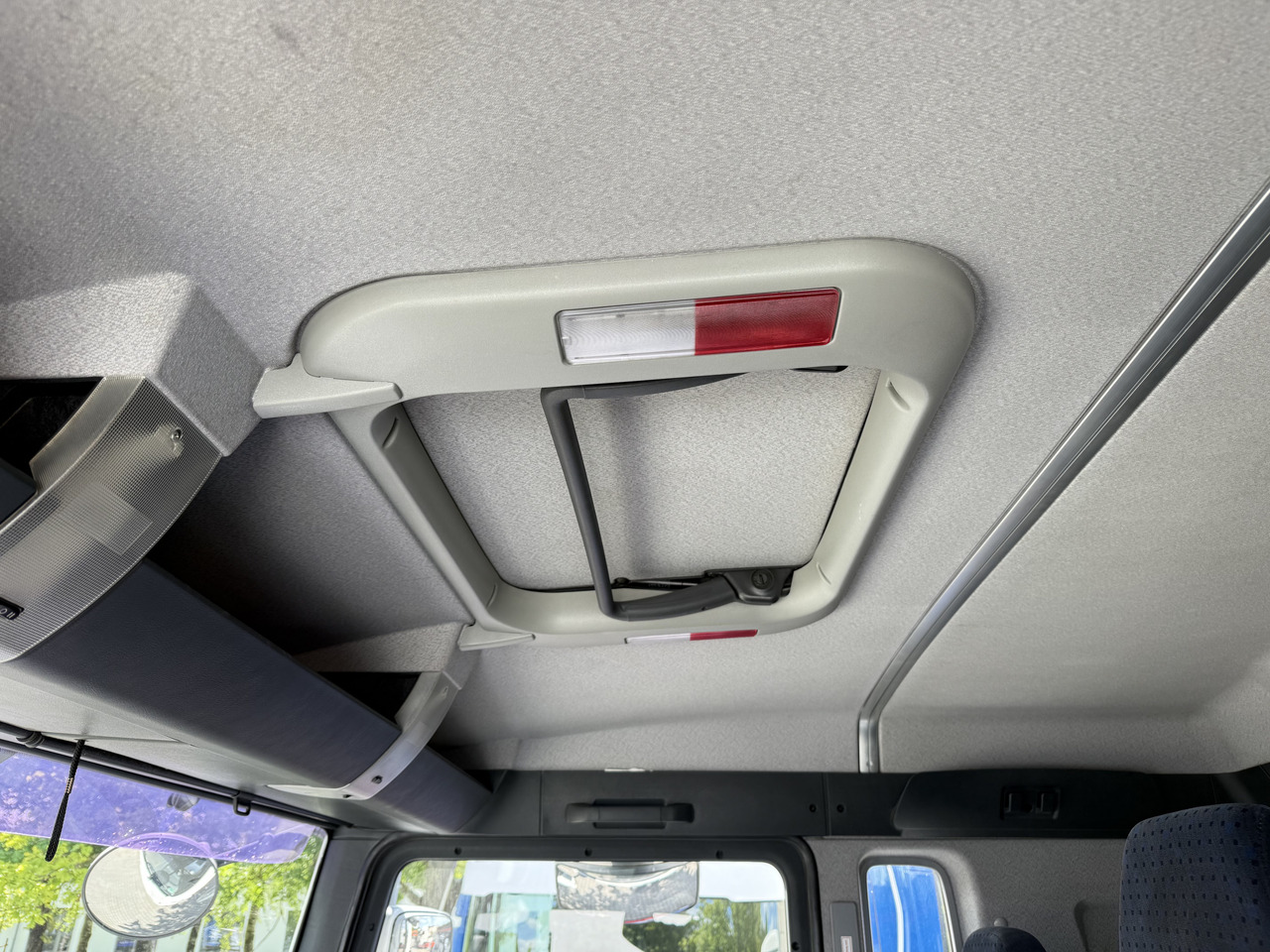 MAN TGA 18.350 4X2 LL Fahrschule - شاحنات الحاويات/ جسم علوي قابل للتغيير شاحنة: صور 2 MAN TGA 18.350 4X2 LL Fahrschule - شاحنات الحاويات/ جسم علوي قابل للتغيير شاحنة: صور 2