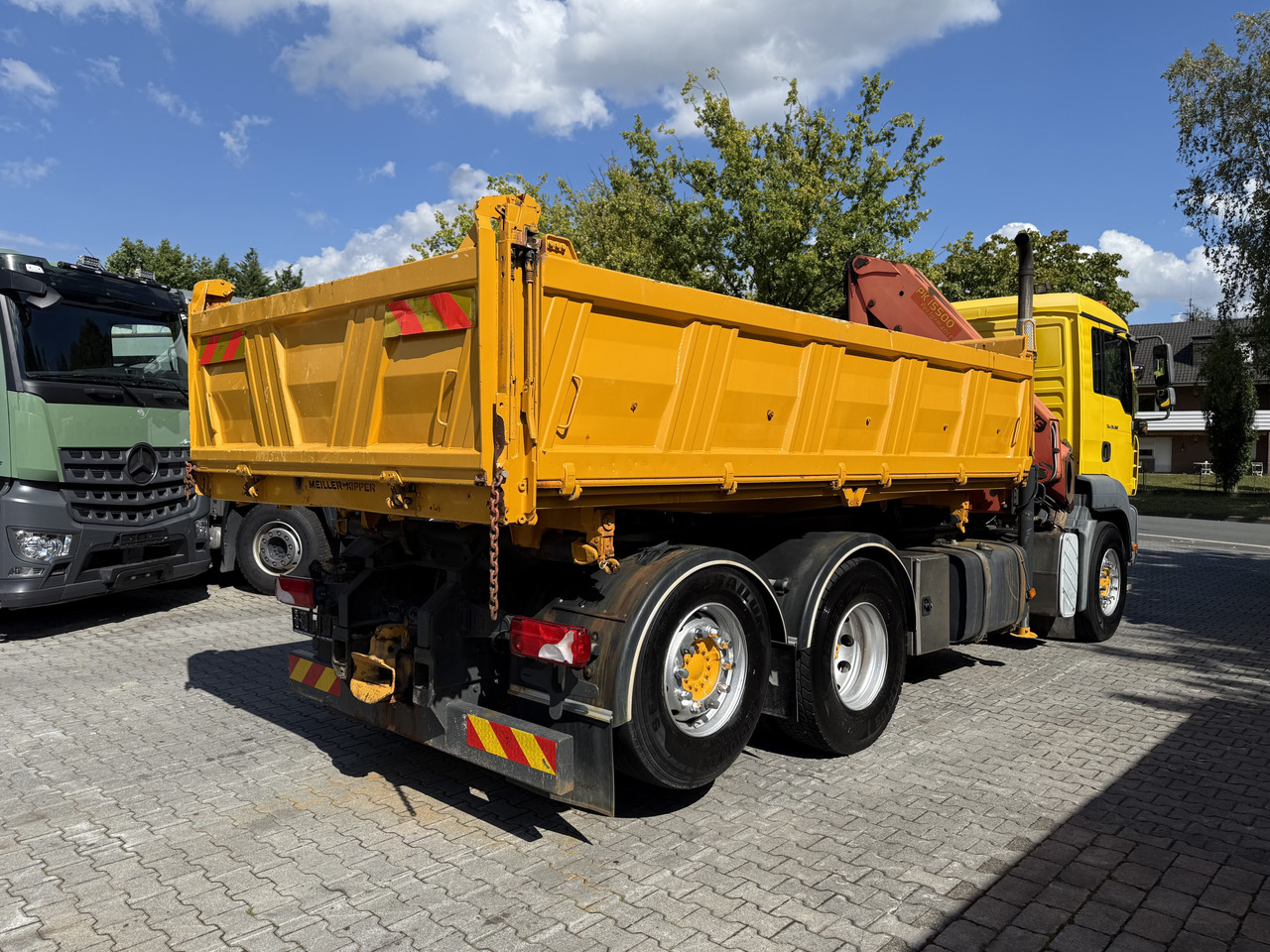 قلابات, شاحنة كرين MAN TGA 26.360 6X2 Kipper Kran Palfinger 15500: صور 10