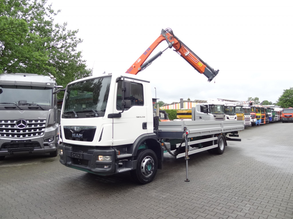 MAN TGM 15.250 Pesci SE78/2 Kran - شاحنات مسطحة, شاحنة كرين: صور 1 MAN TGM 15.250 Pesci SE78/2 Kran - شاحنات مسطحة, شاحنة كرين: صور 1