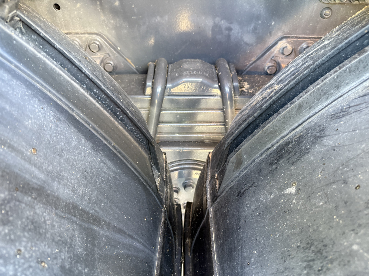 MAN TGS 41.500 8X6 BB Meiller - قلابات: صور 3 MAN TGS 41.500 8X6 BB Meiller - قلابات: صور 3