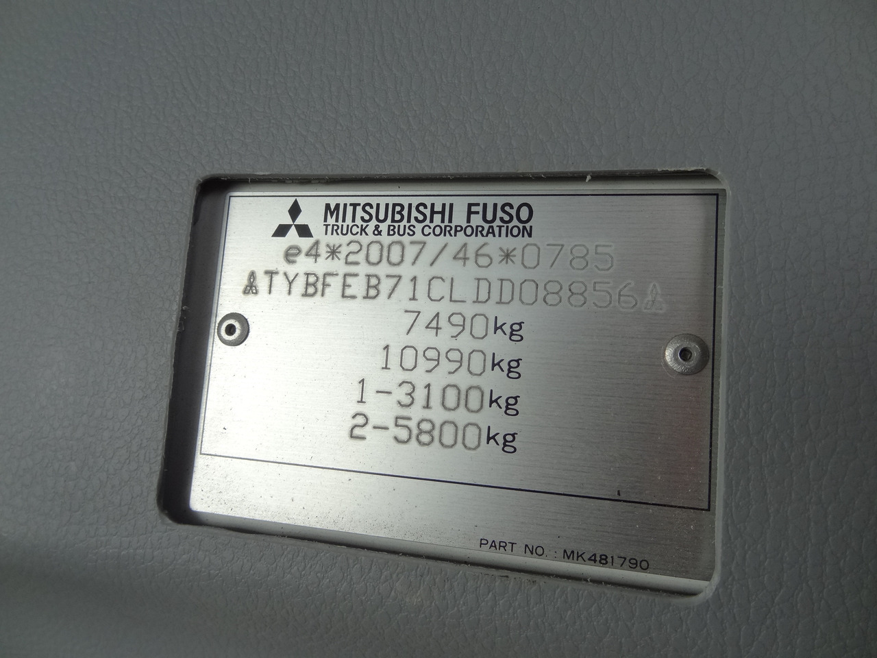 قلابات Mitsubishi Fuso 7C18 Meiller: صور 7 قلابات Mitsubishi Fuso 7C18 Meiller: صور 7