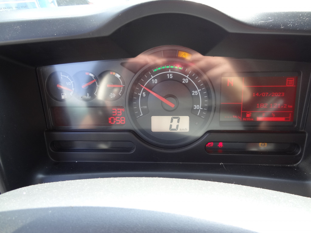 Renault D10.210 6m Koffer - بصندوق مغلق شاحنة: صور 5 Renault D10.210 6m Koffer - بصندوق مغلق شاحنة: صور 5