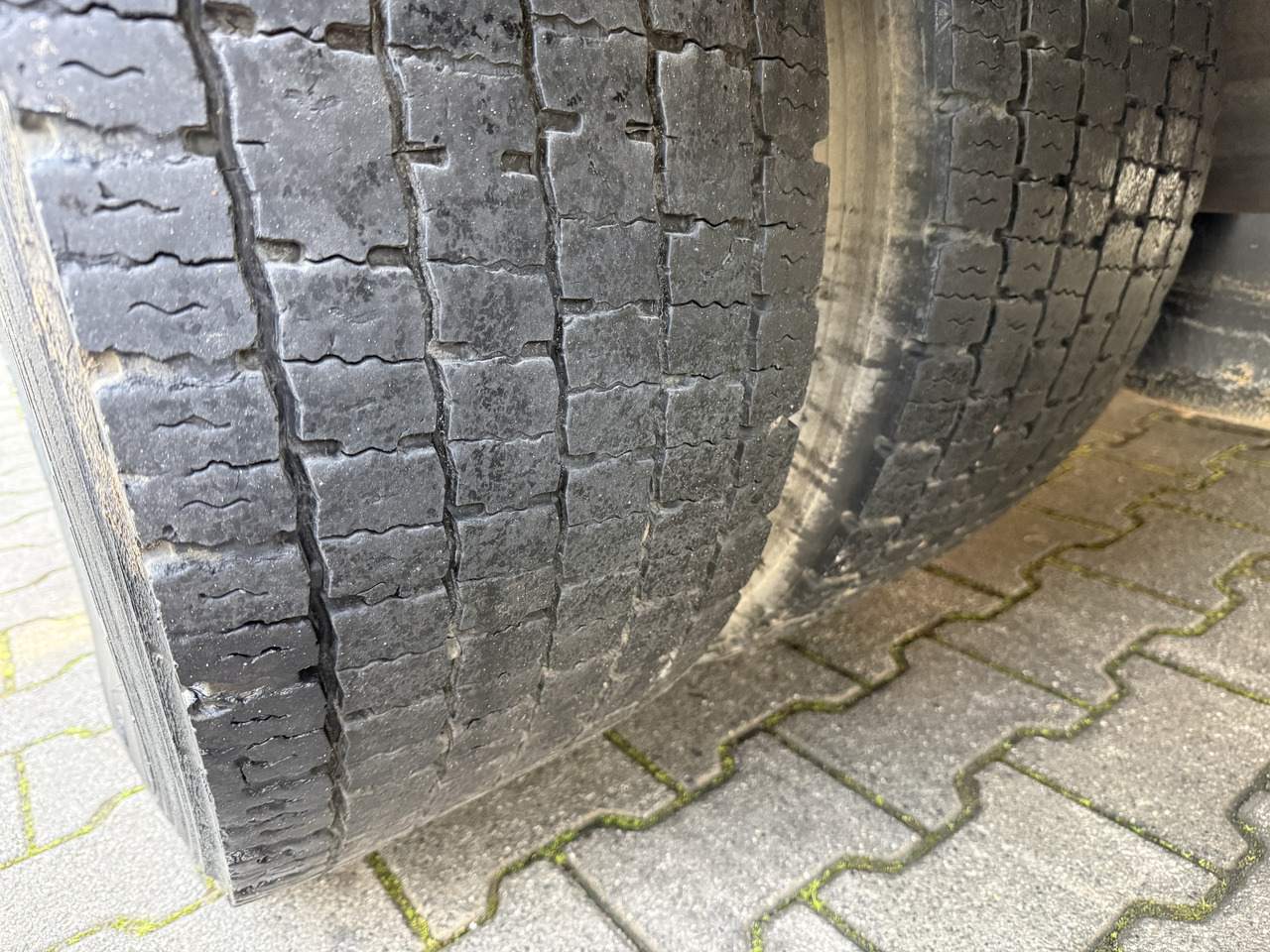 Scania G450 8X2*6 Kipper Kran HMF 2620 K5 - قلابات, شاحنة كرين: صور 4 Scania G450 8X2*6 Kipper Kran HMF 2620 K5 - قلابات, شاحنة كرين: صور 4