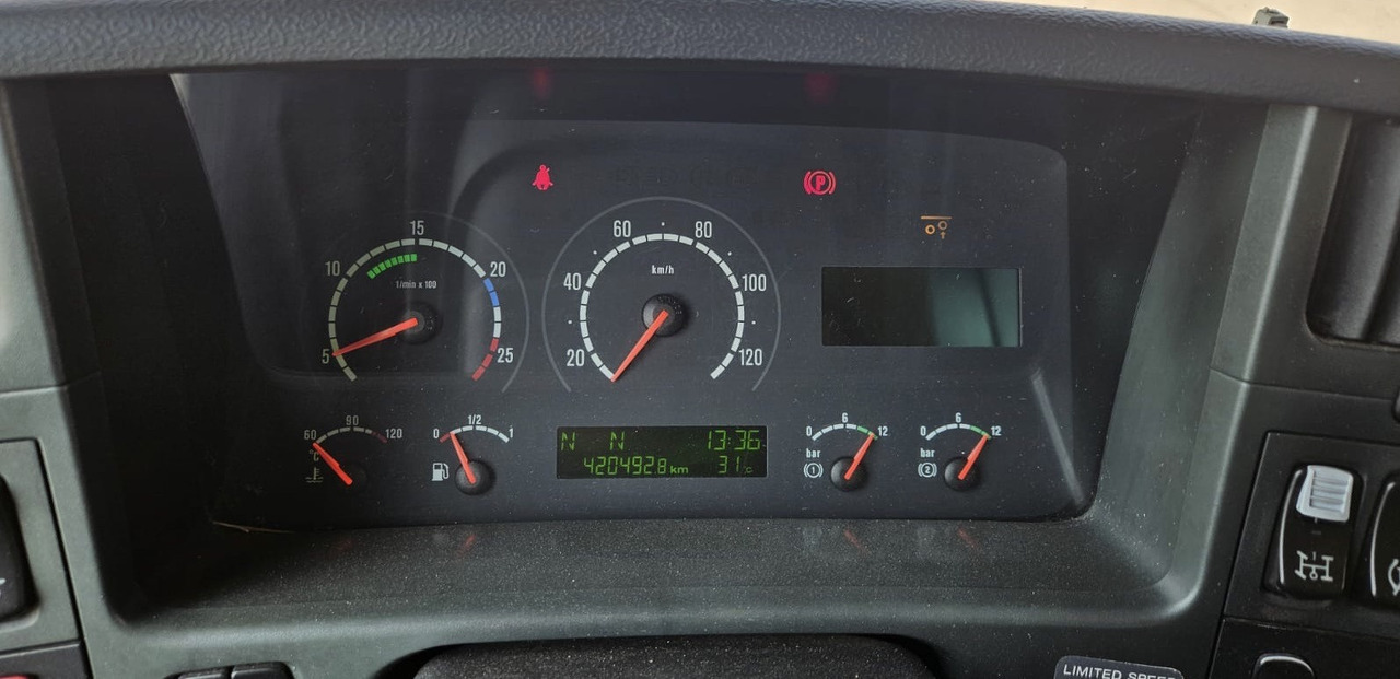 Scania P420 8X2*6 - الشاسيه شاحنة: صور 3 Scania P420 8X2*6 - الشاسيه شاحنة: صور 3