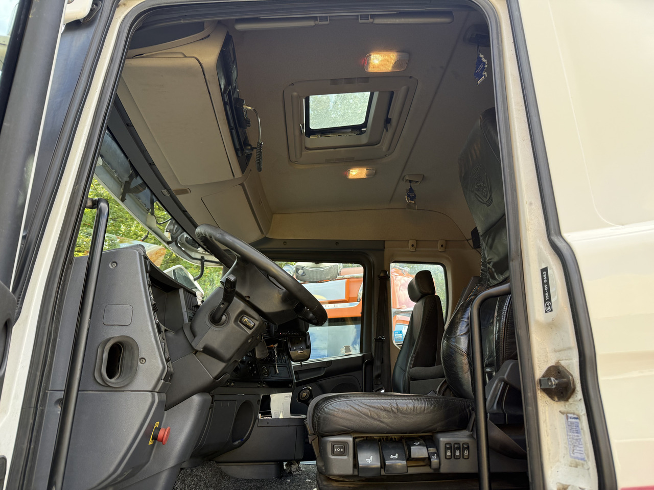 قلابات, شاحنة كرين Scania R380 6X2*4 Kipper mit Kran HIAB 220: صور 6 قلابات, شاحنة كرين Scania R380 6X2*4 Kipper mit Kran HIAB 220: صور 6