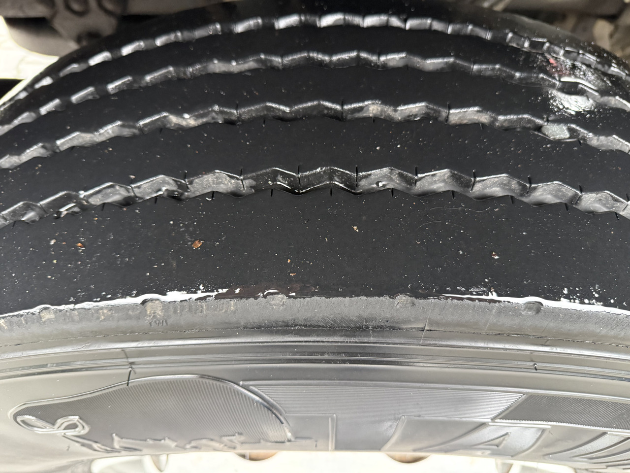 Volvo FH12 420 6X2 Kran PM 30025 bis 26.5 Meter - شاحنات مسطحة, شاحنة كرين: صور 2 Volvo FH12 420 6X2 Kran PM 30025 bis 26.5 Meter - شاحنات مسطحة, شاحنة كرين: صور 2