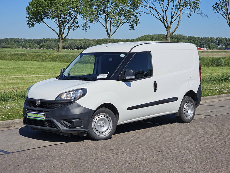 Fiat Doblò CARGO 1.6 - فان المدمجة: صور 2 Fiat Doblò CARGO 1.6 - فان المدمجة: صور 2