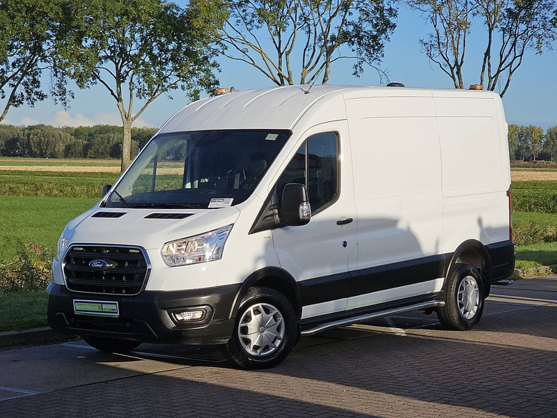 Ford Transit 2.0 TDCI 170 AUT. L2H2 - فان: صور 2 Ford Transit 2.0 TDCI 170 AUT. L2H2 - فان: صور 2