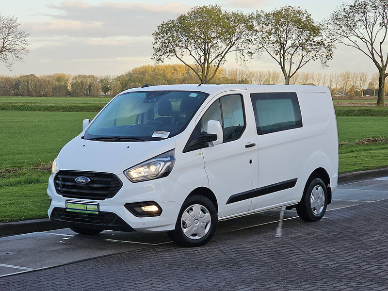 Ford Transit Custom 2.0 L1H1 Dub.- Cab. Navi - فان المدمجة: صور 2 Ford Transit Custom 2.0 L1H1 Dub.- Cab. Navi - فان المدمجة: صور 2
