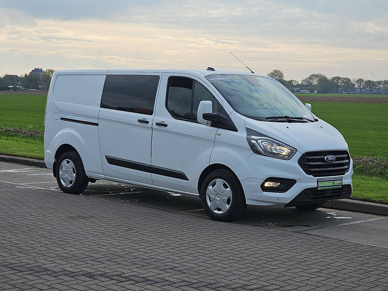Ford Transit Custom 2.0 L2H1 Dub.- Cab. Navi - فان المدمجة: صور 5 Ford Transit Custom 2.0 L2H1 Dub.- Cab. Navi - فان المدمجة: صور 5