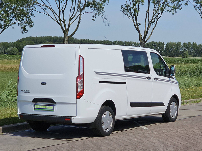 Ford Transit Custom 2.0 L2H1 Dub.- Cab. Navi - فان المدمجة: صور 3 Ford Transit Custom 2.0 L2H1 Dub.- Cab. Navi - فان المدمجة: صور 3