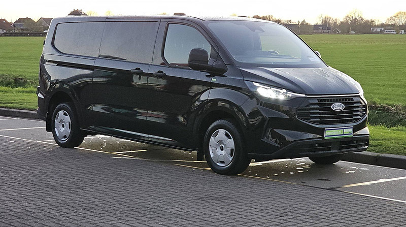 Ford Transit Custom 2.0 L2H1 Navi LED! - فان المدمجة: صور 5 Ford Transit Custom 2.0 L2H1 Navi LED! - فان المدمجة: صور 5