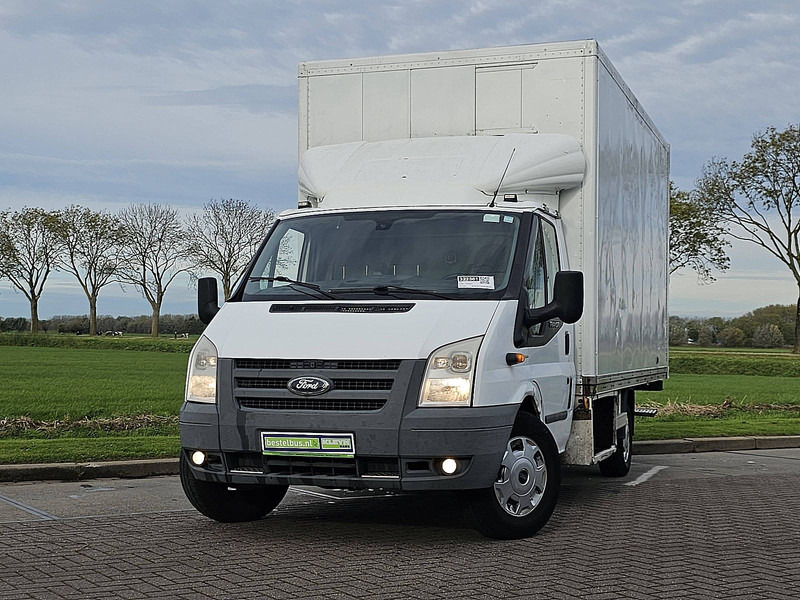 Ford Transit - الشاحنات الصغيرة صندوق مغلق: صور 1 Ford Transit - الشاحنات الصغيرة صندوق مغلق: صور 1