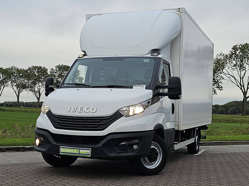 Iveco Daily 35S18 Bakwagen Laadklep! - الشاحنات الصغيرة صندوق مغلق: صور 1 Iveco Daily 35S18 Bakwagen Laadklep! - الشاحنات الصغيرة صندوق مغلق: صور 1