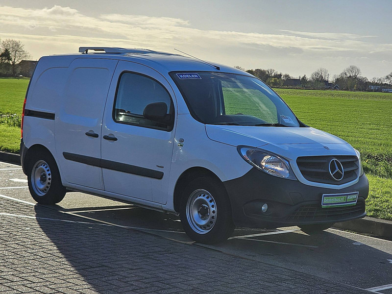 Mercedes-Benz Citan 109 CDI Carrier Koelwagen! - الشاحنات الصغيرة المبردة: صور 5 Mercedes-Benz Citan 109 CDI Carrier Koelwagen! - الشاحنات الصغيرة المبردة: صور 5