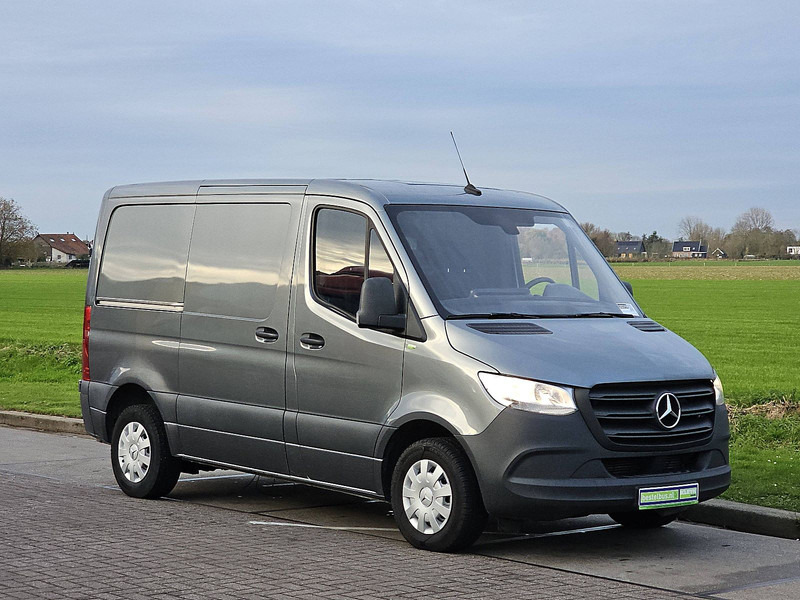 Mercedes-Benz Sprinter 214 L1H1 Trekhaak Mbux - فان المدمجة: صور 5 Mercedes-Benz Sprinter 214 L1H1 Trekhaak Mbux - فان المدمجة: صور 5