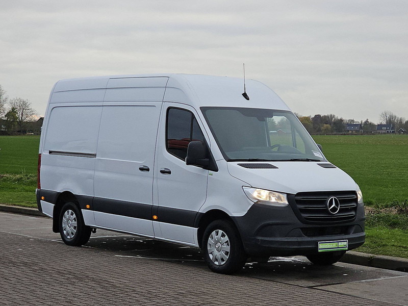 Mercedes-Benz Sprinter 311 L2H2 RWD Airco Euro6 - فان المدمجة: صور 5 Mercedes-Benz Sprinter 311 L2H2 RWD Airco Euro6 - فان المدمجة: صور 5