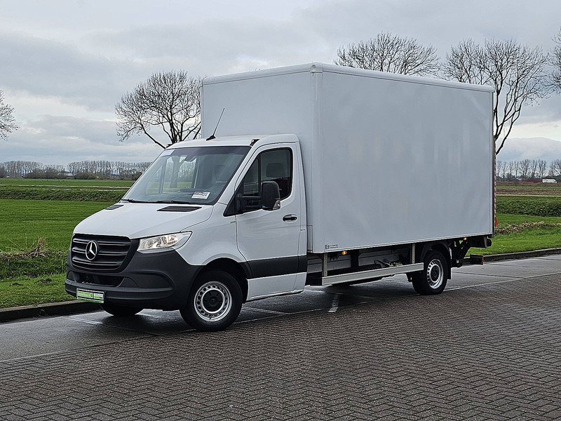 Mercedes-Benz Sprinter 315 Bakwagen Laadklep! - الشاحنات الصغيرة صندوق مغلق: صور 2 Mercedes-Benz Sprinter 315 Bakwagen Laadklep! - الشاحنات الصغيرة صندوق مغلق: صور 2