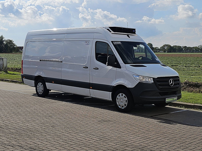 Mercedes-Benz Sprinter 315 L3H2 Maxi Koelwagen! - الشاحنات الصغيرة المبردة: صور 5 Mercedes-Benz Sprinter 315 L3H2 Maxi Koelwagen! - الشاحنات الصغيرة المبردة: صور 5