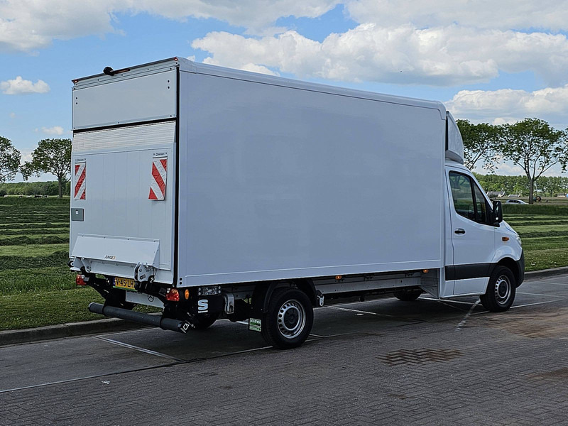 Mercedes-Benz Sprinter 317 Bakwagen Laadklep! - الشاحنات الصغيرة صندوق مغلق: صور 3 Mercedes-Benz Sprinter 317 Bakwagen Laadklep! - الشاحنات الصغيرة صندوق مغلق: صور 3