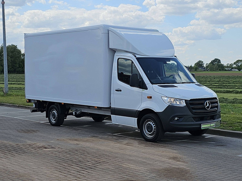 Mercedes-Benz Sprinter 317 Bakwagen Laadklep! - الشاحنات الصغيرة صندوق مغلق: صور 5 Mercedes-Benz Sprinter 317 Bakwagen Laadklep! - الشاحنات الصغيرة صندوق مغلق: صور 5