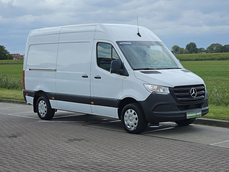 Mercedes-Benz Sprinter 317 L2H2 3.5T-Trekhaak! - فان: صور 5 Mercedes-Benz Sprinter 317 L2H2 3.5T-Trekhaak! - فان: صور 5