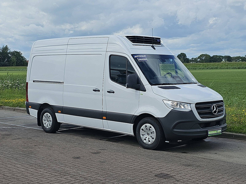 Mercedes-Benz Sprinter 317 L2H2 Koelwagen D/N! - الشاحنات الصغيرة المبردة: صور 5 Mercedes-Benz Sprinter 317 L2H2 Koelwagen D/N! - الشاحنات الصغيرة المبردة: صور 5
