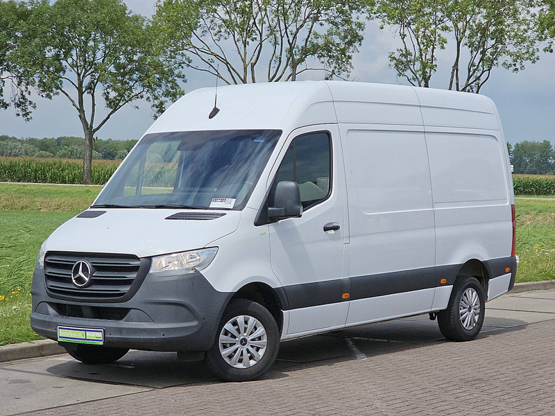 Mercedes-Benz Sprinter 317 L2H2 Mbux Airco - فان: صور 2 Mercedes-Benz Sprinter 317 L2H2 Mbux Airco - فان: صور 2
