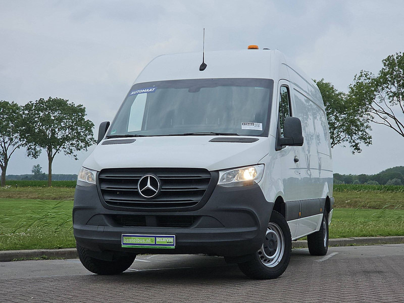 Mercedes-Benz Sprinter 319 L2H2 V6 3.5t-Trekh. - فان: صور 1 Mercedes-Benz Sprinter 319 L2H2 V6 3.5t-Trekh. - فان: صور 1