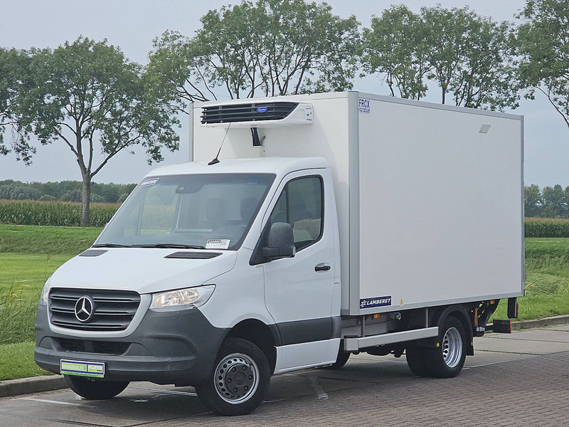 Mercedes-Benz Sprinter 516 CDI FRIGO LAADKLEP - الشاحنات الصغيرة المبردة: صور 2 Mercedes-Benz Sprinter 516 CDI FRIGO LAADKLEP - الشاحنات الصغيرة المبردة: صور 2