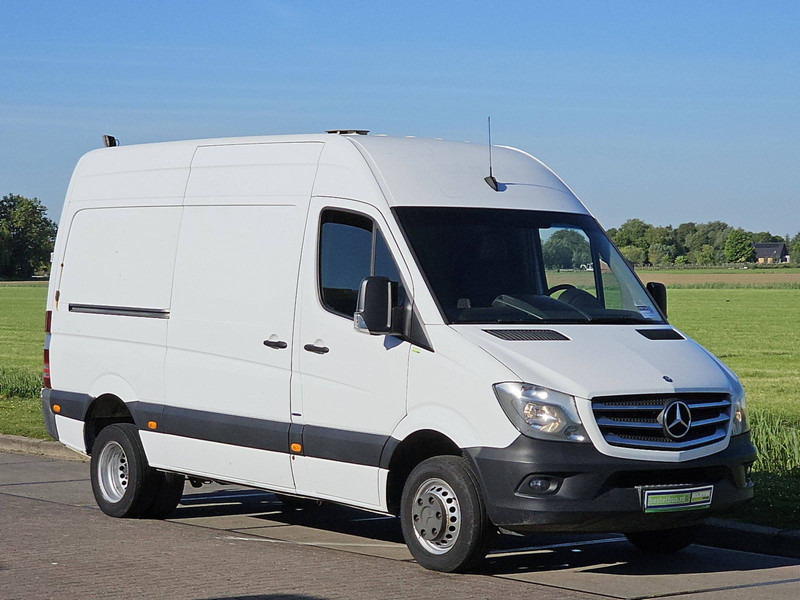 Mercedes-Benz Sprinter 519 V6 3.0 LTR EURO6 - فان: صور 5 Mercedes-Benz Sprinter 519 V6 3.0 LTR EURO6 - فان: صور 5