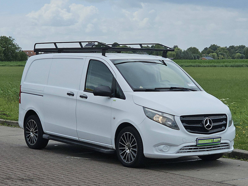 Mercedes-Benz Vito - فان المدمجة: صور 5 Mercedes-Benz Vito - فان المدمجة: صور 5
