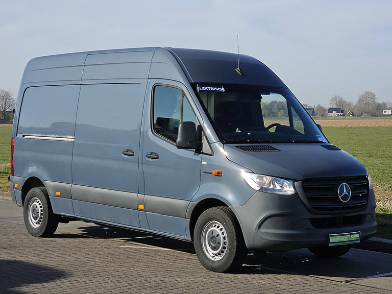 Mercedes-Benz eSprinter L2H2 41kWh Demo! - فان, فان كهربائية: صور 5 Mercedes-Benz eSprinter L2H2 41kWh Demo! - فان, فان كهربائية: صور 5