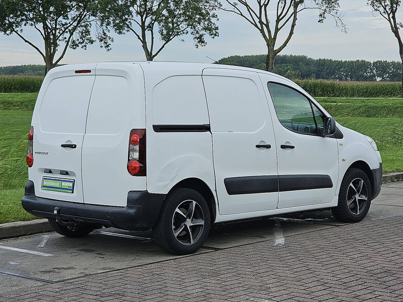 Peugeot Partner 120 - فان المدمجة: صور 3 Peugeot Partner 120 - فان المدمجة: صور 3