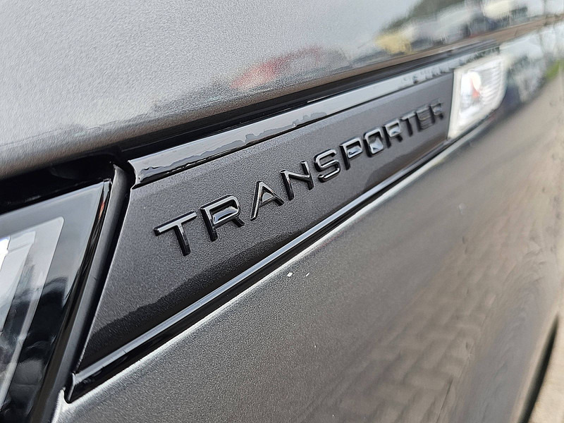 فان المدمجة Volkswagen Transporter 2.0 TDI L2H1 Digital-Cockpit: صور 18