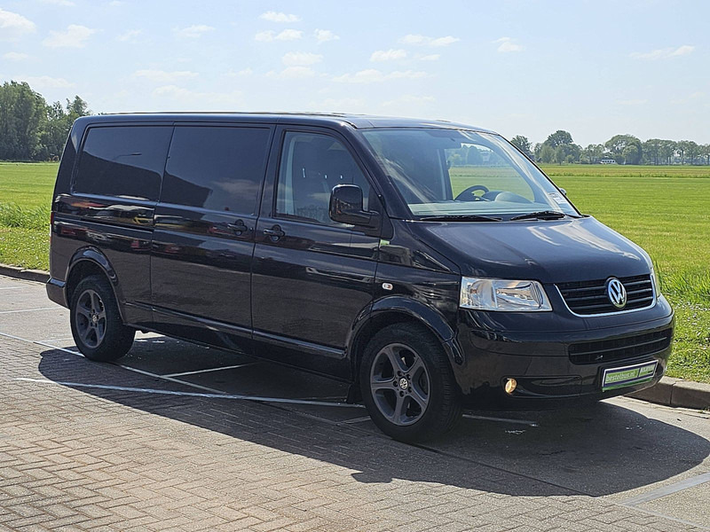 Volkswagen Transporter 2.5 TDI - فان المدمجة: صور 5 Volkswagen Transporter 2.5 TDI - فان المدمجة: صور 5