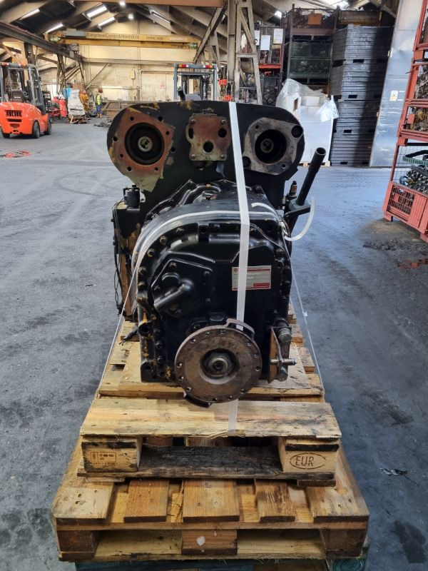 علبة التروس Dana Spicer 13.5HR32412-636 Gearbox: صور 6