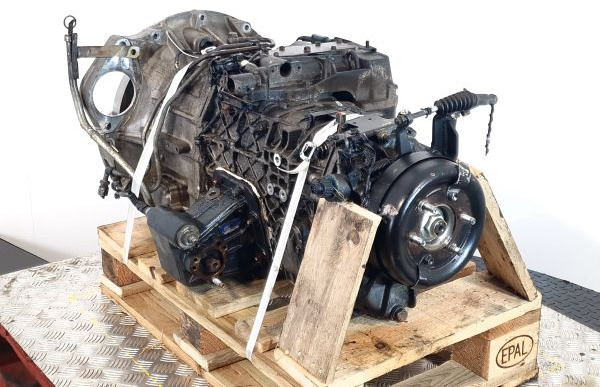 Isuzu PB-NKR81A Automatic Gearbox - علبة التروس: صور 4 Isuzu PB-NKR81A Automatic Gearbox - علبة التروس: صور 4