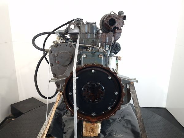 Iveco/Cummins F4BE0684A*D401 Engine (Plant) - المحرك - آلات البناء: صور 2 Iveco/Cummins F4BE0684A*D401 Engine (Plant) - المحرك - آلات البناء: صور 2