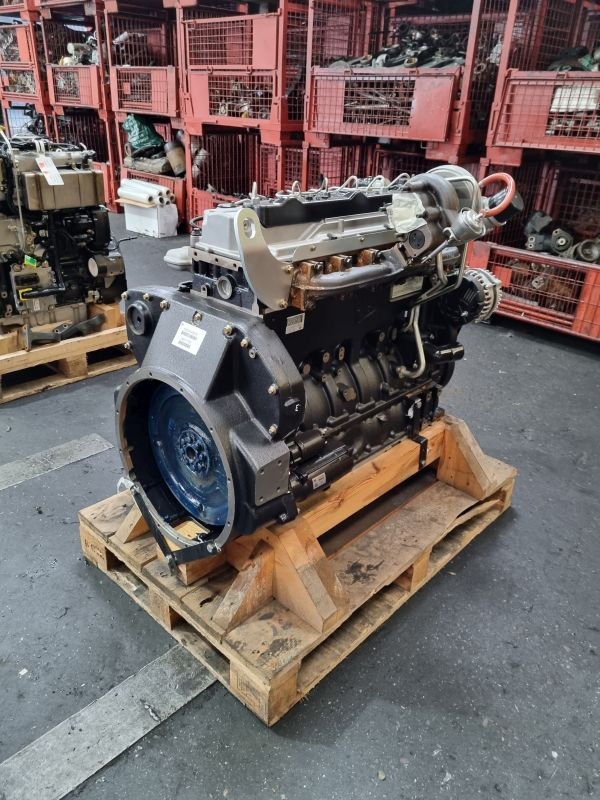 JCB 672 TA2-165 Engine (Plant) - المحرك - آلات البناء: صور 2 JCB 672 TA2-165 Engine (Plant) - المحرك - آلات البناء: صور 2