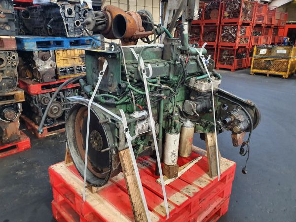 Volvo D7C215 - المحرك: صور 3 Volvo D7C215 - المحرك: صور 3