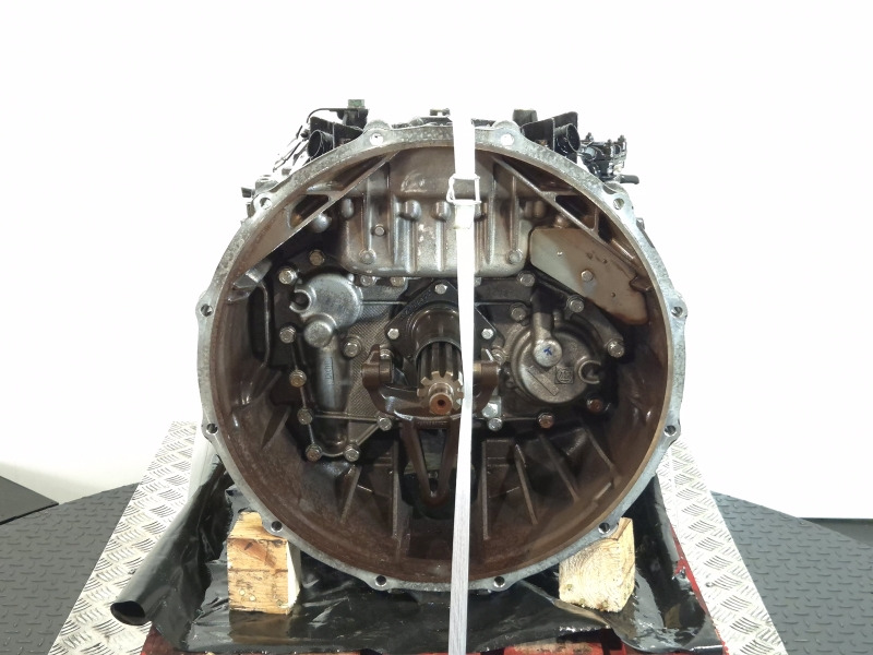 ZF Astronic 12AS2330TD Gearbox - علبة التروس: صور 2 ZF Astronic 12AS2330TD Gearbox - علبة التروس: صور 2
