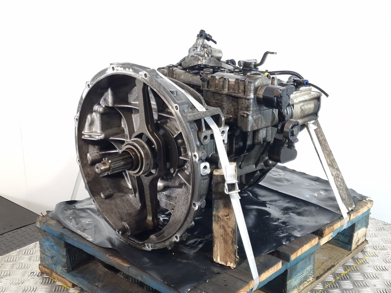 ZF Ecolite 6S800TO / STO8006 Volvo Spec Gearbox - علبة التروس: صور 1 ZF Ecolite 6S800TO / STO8006 Volvo Spec Gearbox - علبة التروس: صور 1