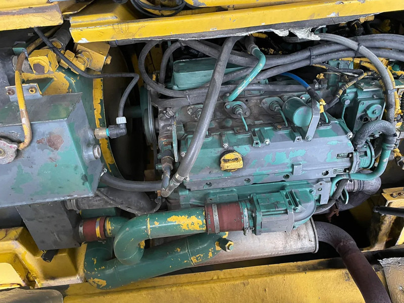 Atlas 1604K - حفارة على عجلات: صور 5 Atlas 1604K - حفارة على عجلات: صور 5