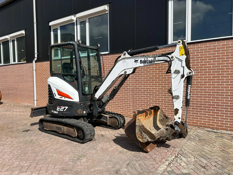 Bobcat E27 - حفارة مصغرة: صور 3 Bobcat E27 - حفارة مصغرة: صور 3