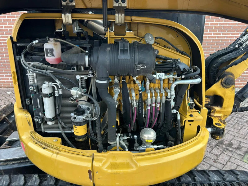 Caterpillar 303.5ECR X200428 - حفارة مصغرة: صور 5 Caterpillar 303.5ECR X200428 - حفارة مصغرة: صور 5